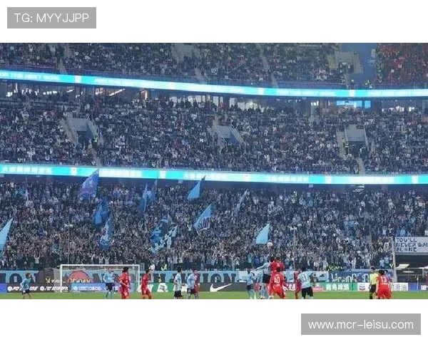 2025赛季中超观众总人数突破618万，创历史新高，大连主场单场6.2万人